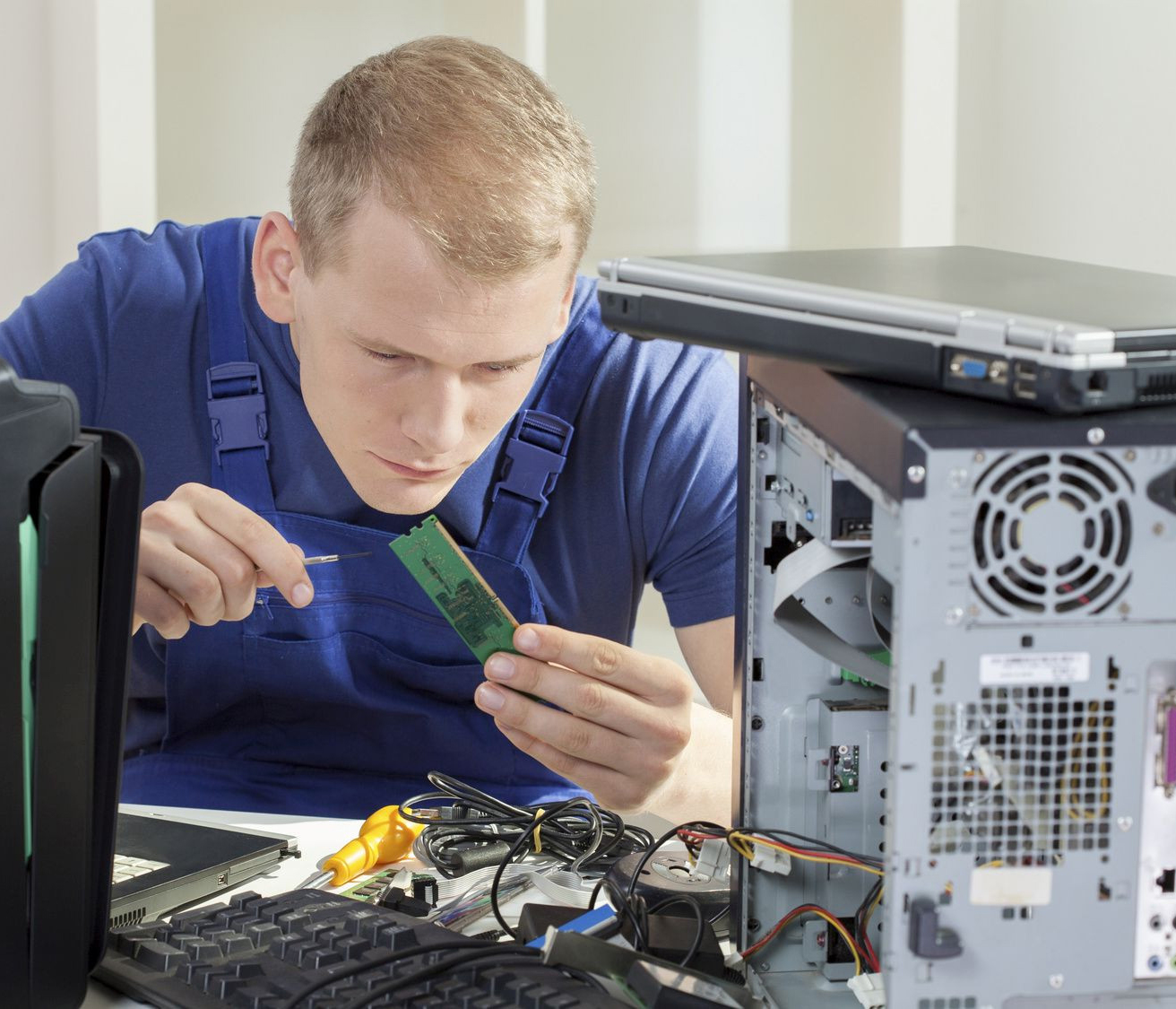 ремонт компьютеров в Бресте